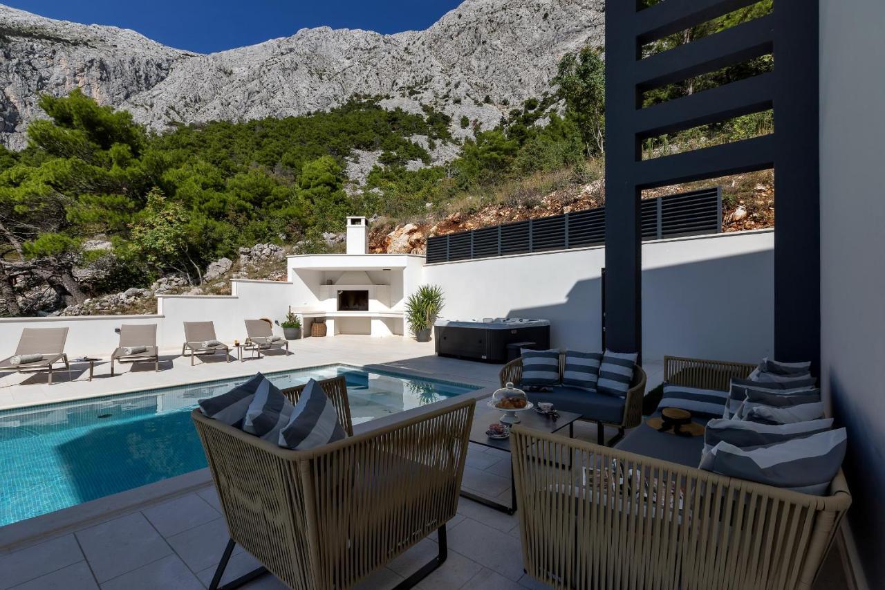 Villa Melody Bast Exterior photo
