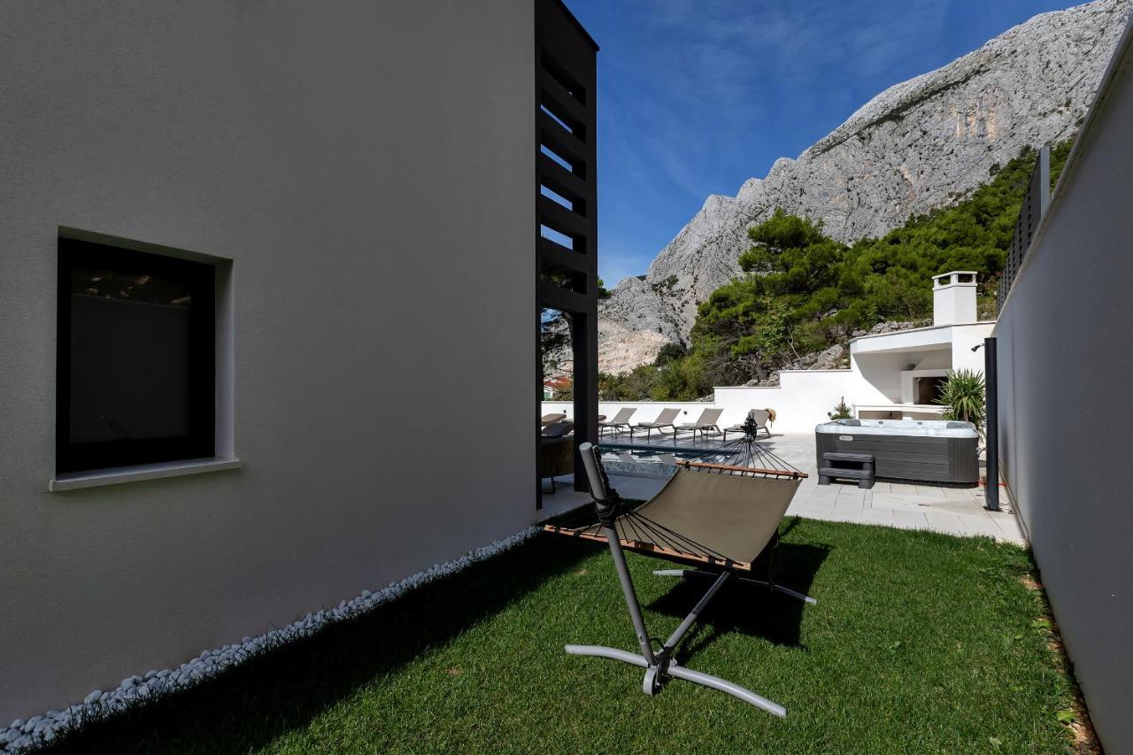Villa Melody Bast Exterior photo